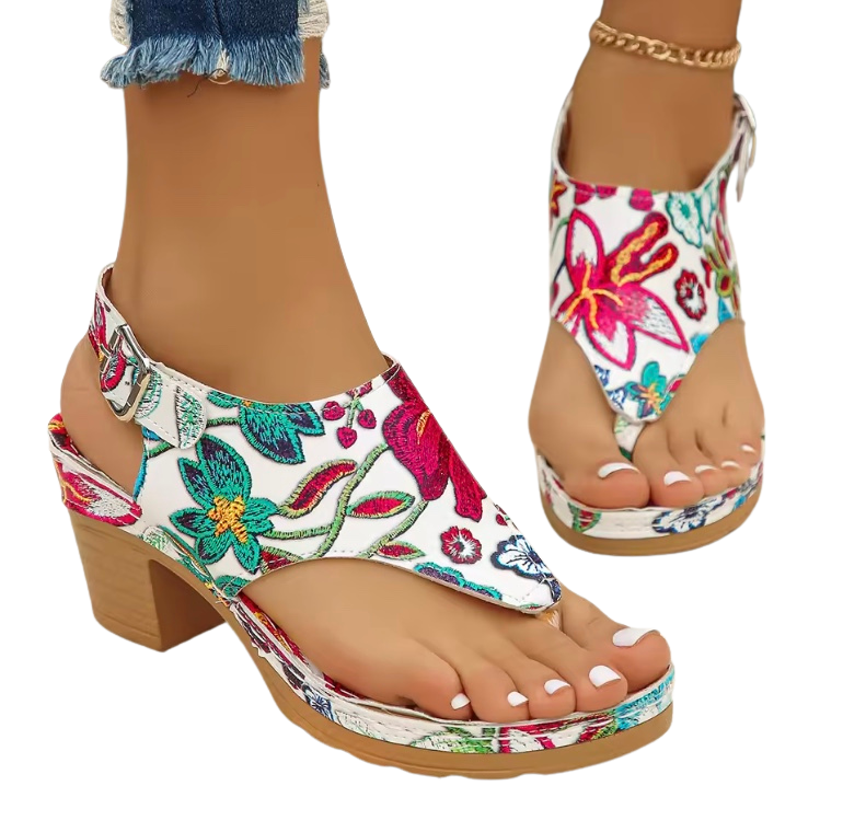 Ann Bloom Sandals with heel