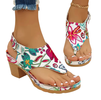 Ann Bloom Sandals with heel