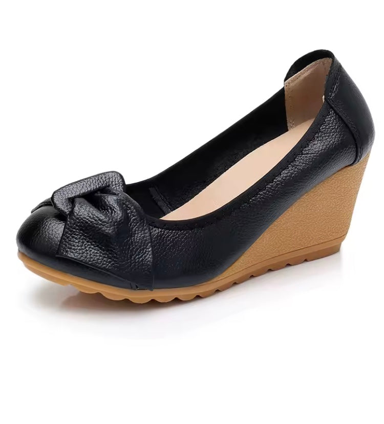Lori Wedges