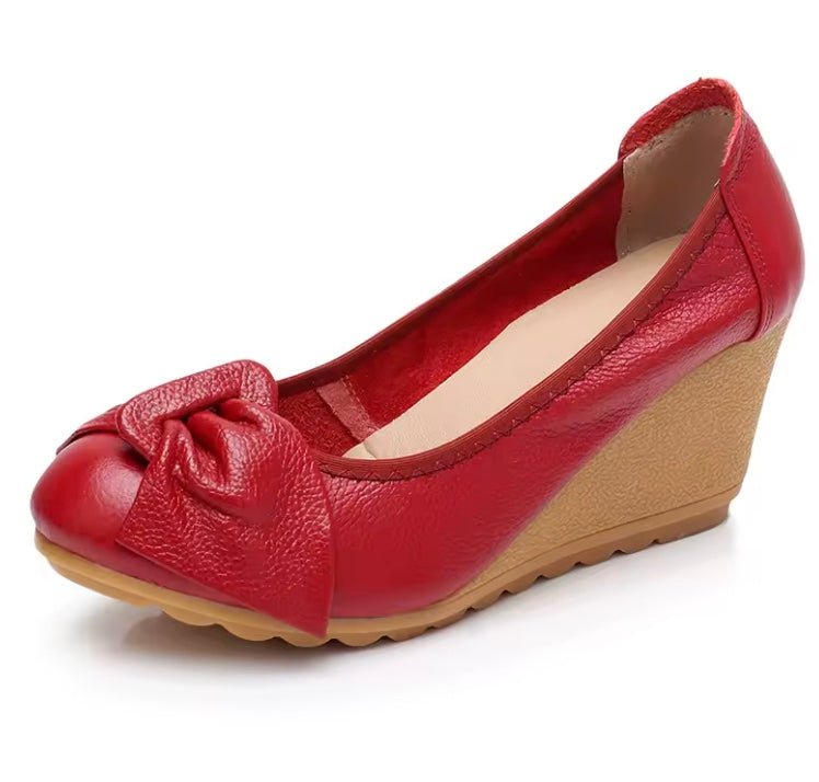 Lori Wedges
