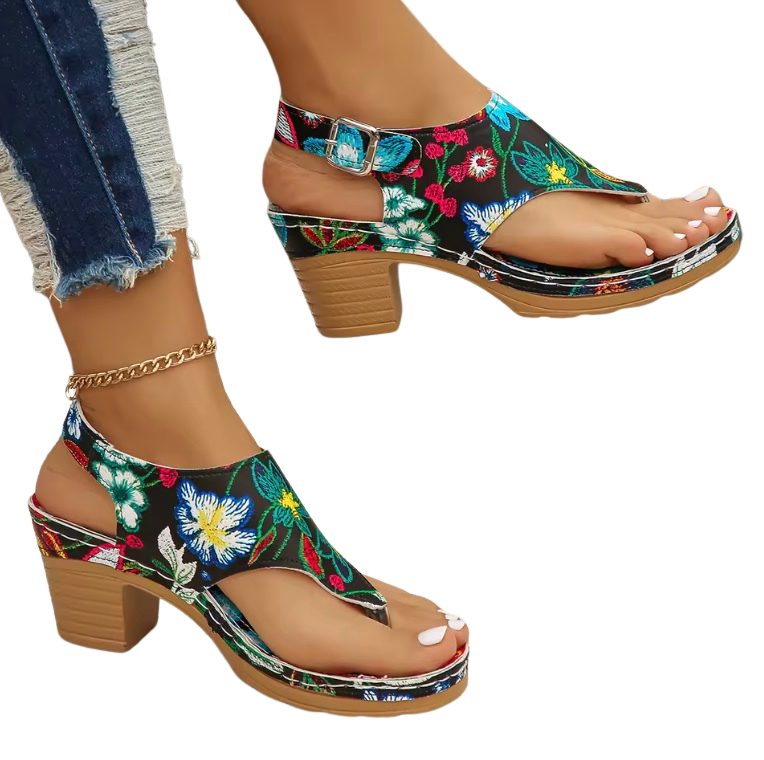 Ann Bloom Sandals with heel